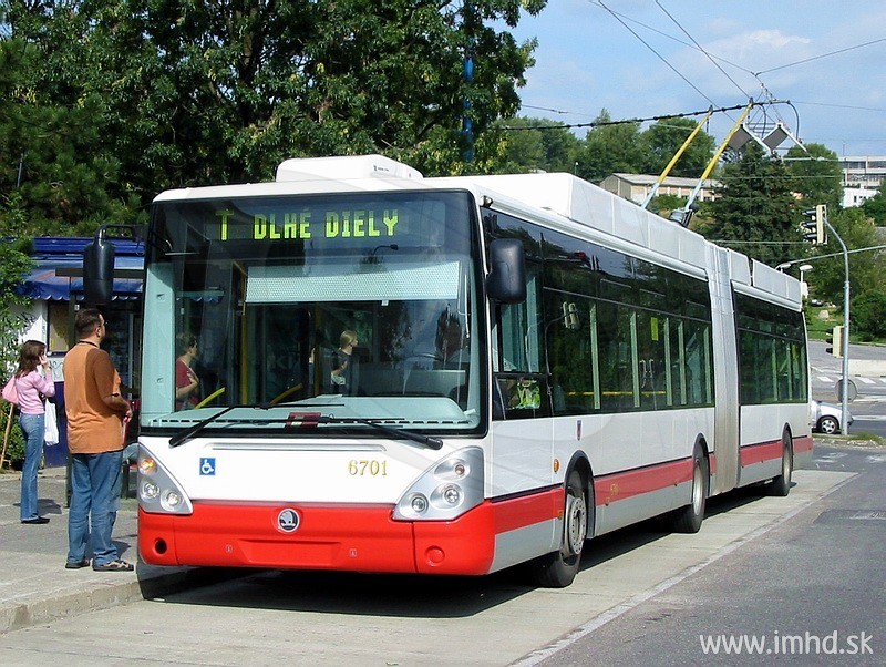 Dlhé diely, trolejbus